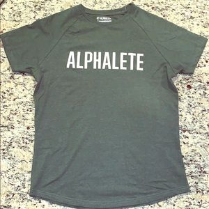 Alphalete Athletics - Medium Performance Fit